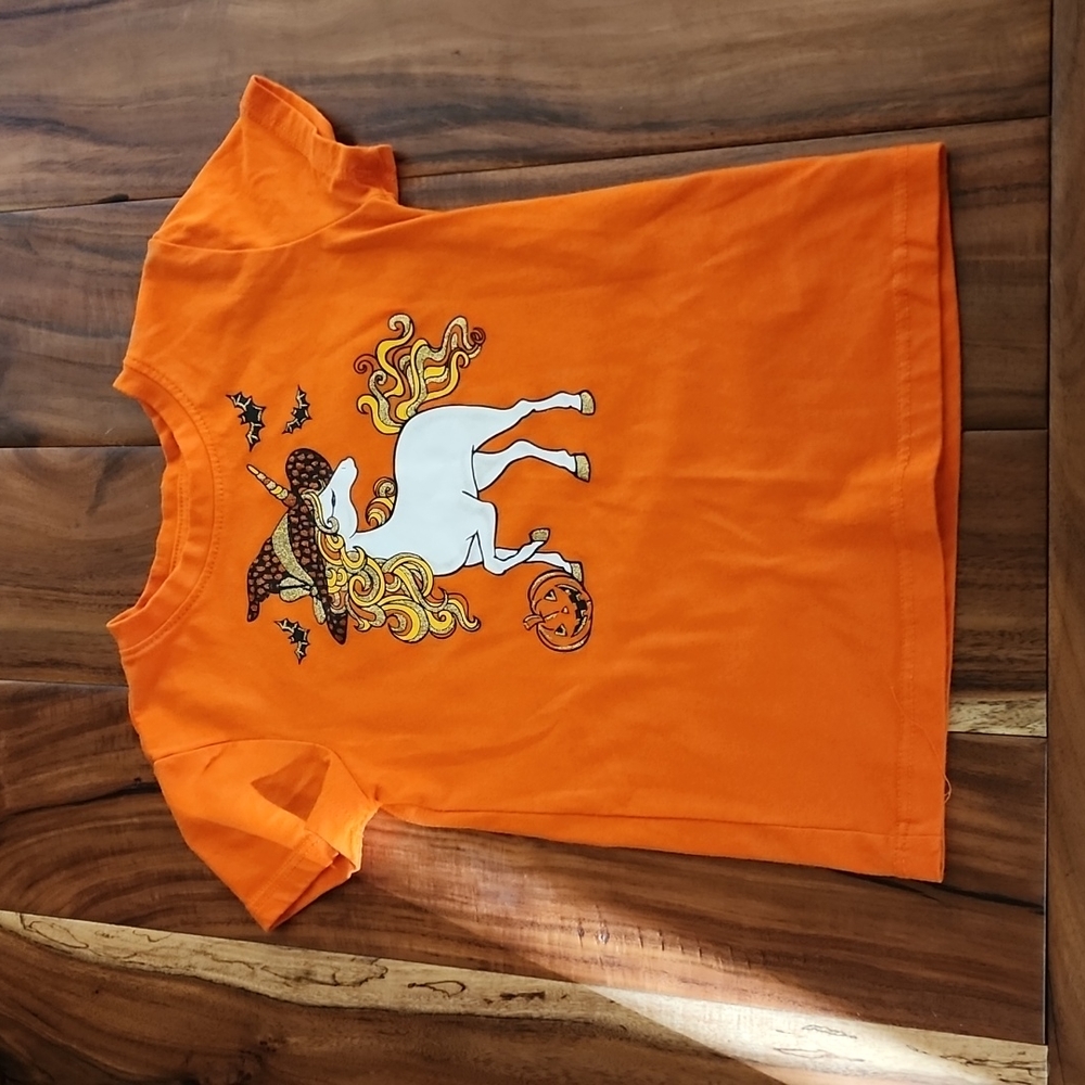 🍭5 for $15 Halloween tee